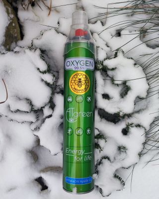 Inhalační kyslík s propolisem – Nový rok si žádá nový nádech.✨ Každý nádech je plný síly, klidu a čistoty. Přesně tak...